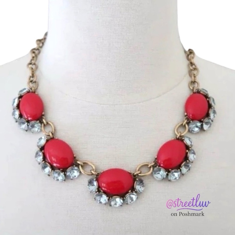 🔥 50% OFF | Stella & Dot Mae Red Cabachons Statement Necklace